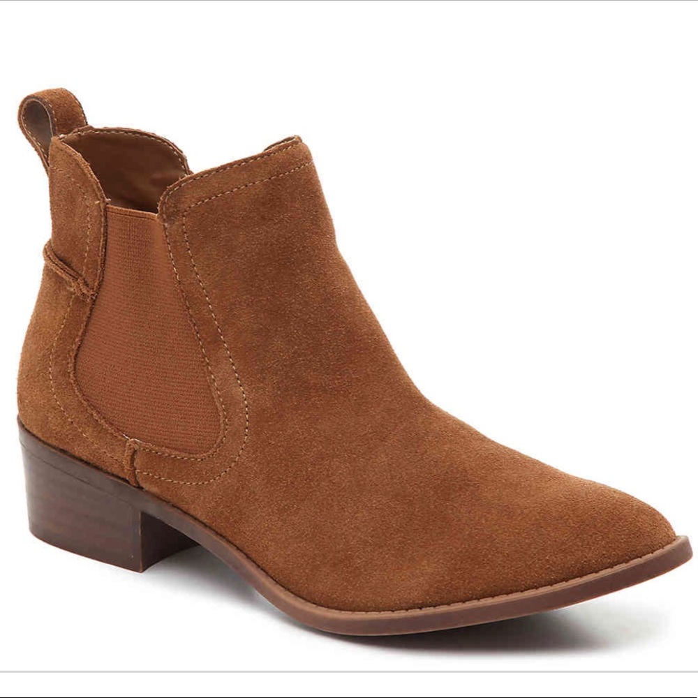 Steve Madden Chelsea boots
